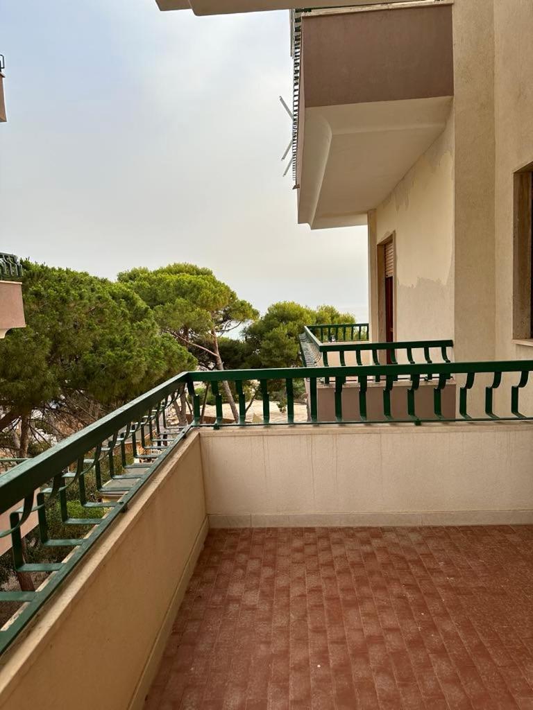 Sea View Apartment Gallipoli Exterior photo